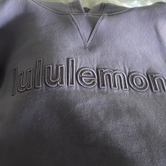 Lululemon Women’s Sweatshirt, size 6 - Picture 5 of 5